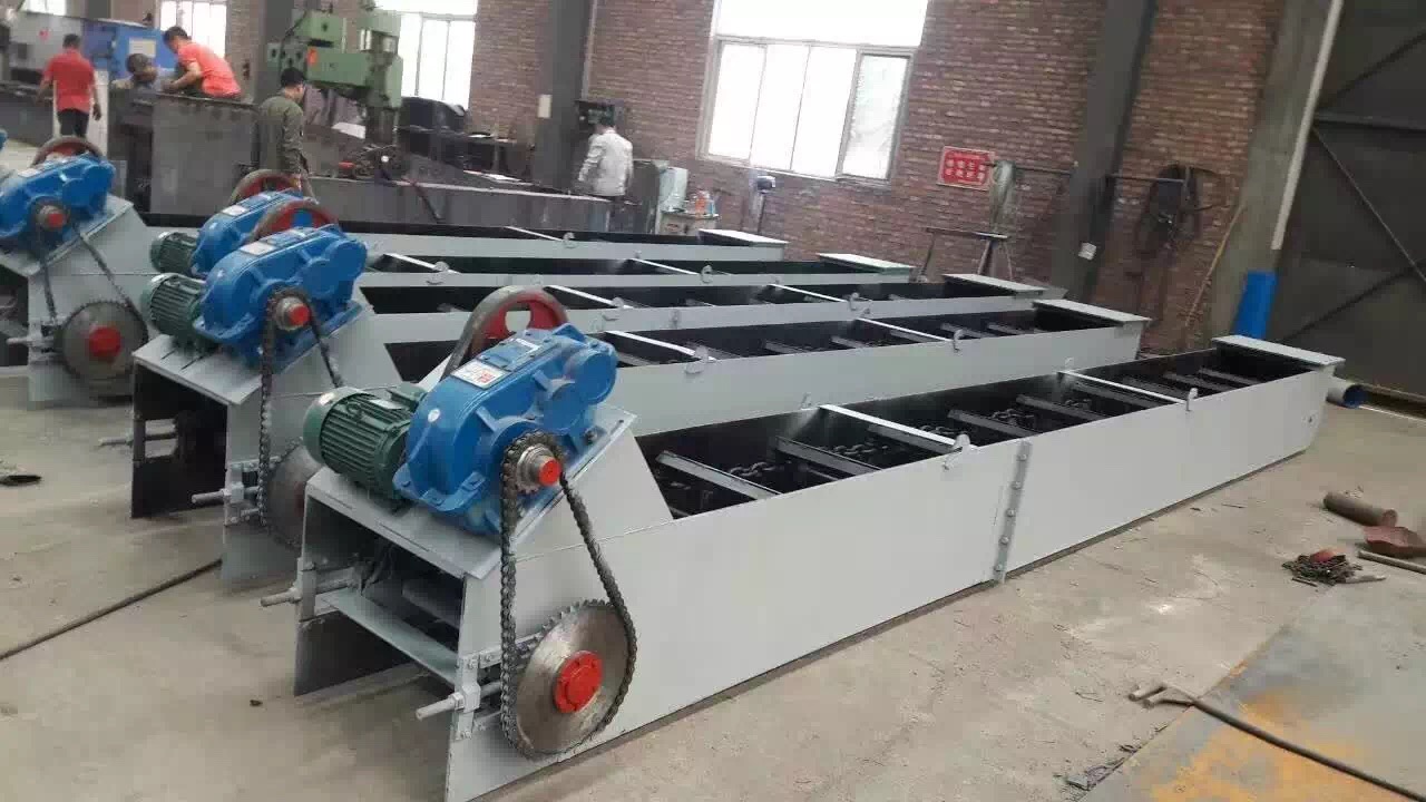 刮板輸送機(jī)高清圖片 刮板輸送機(jī)高清圖片