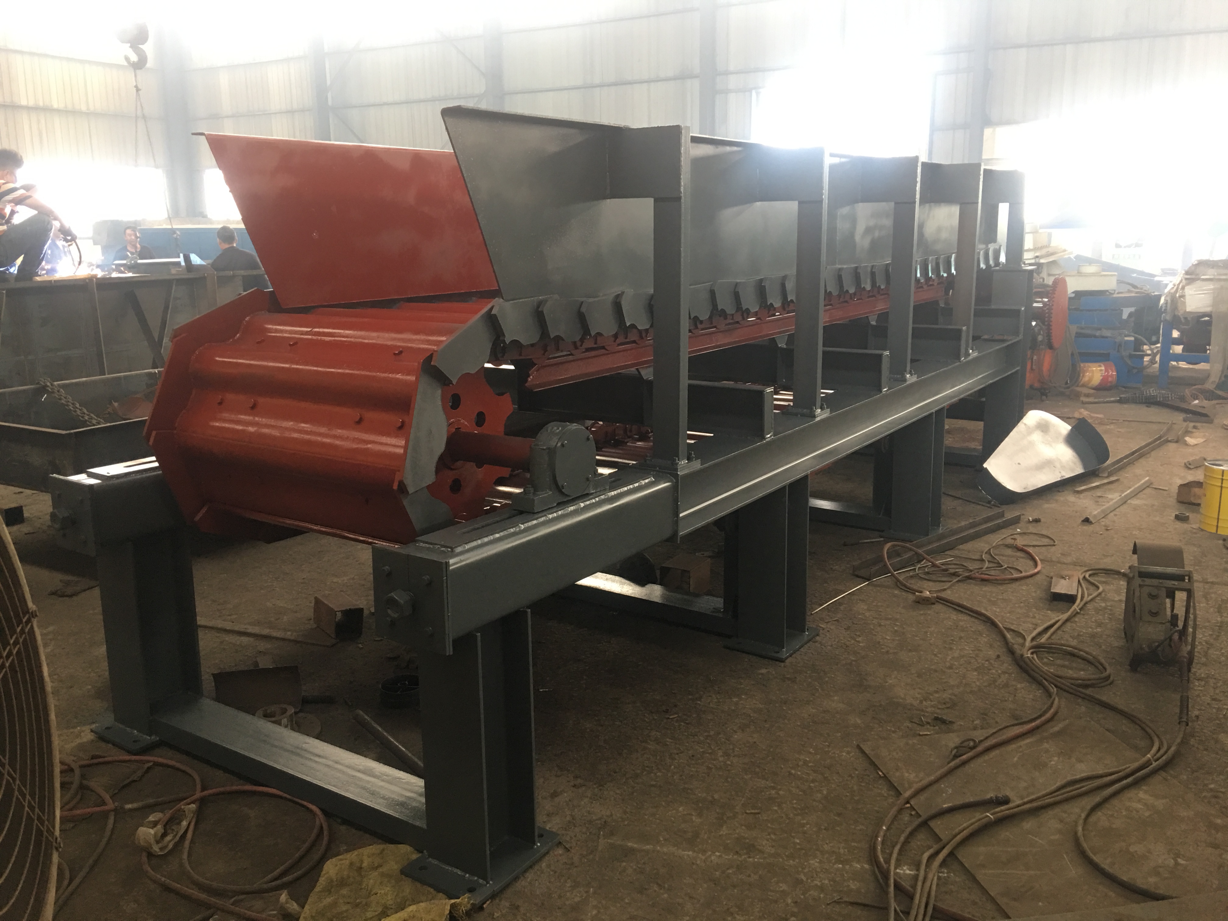 礦山鱗板輸送機的結(jié)構(gòu)組成及參數(shù)選型