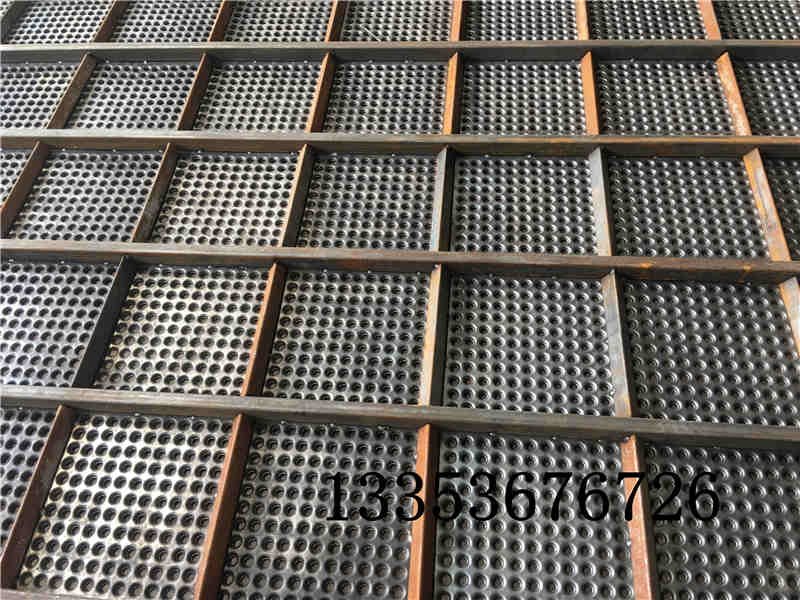 硅鐵渣方形搖擺篩的篩分和清網(wǎng)方式分為哪幾種？2