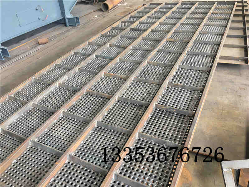 淀粉方形搖擺篩采用哪種清網(wǎng)方式可以實(shí)現(xiàn)不堵網(wǎng)？2